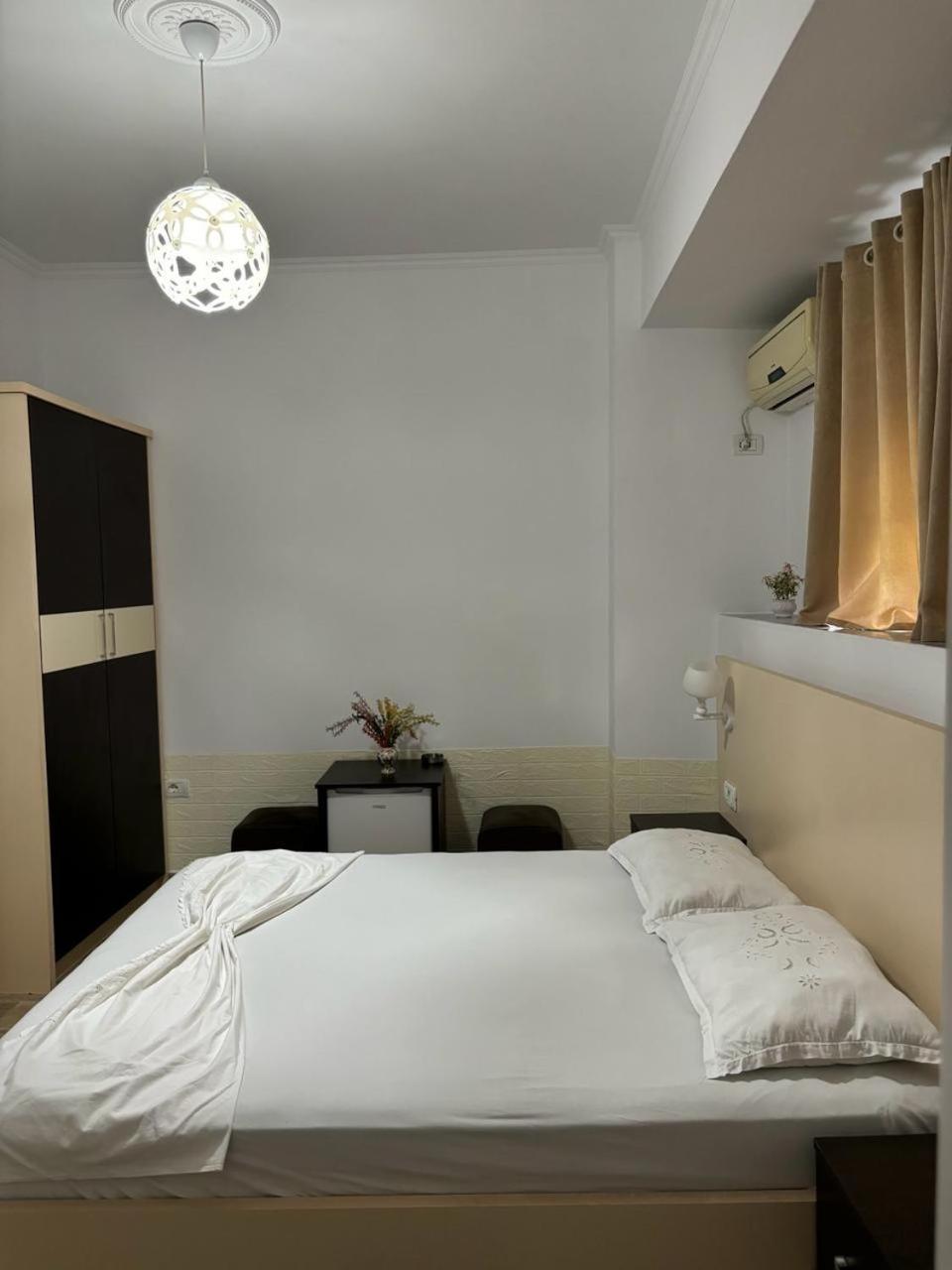 Guest House Adi Hoxha Berat Exteriér fotografie