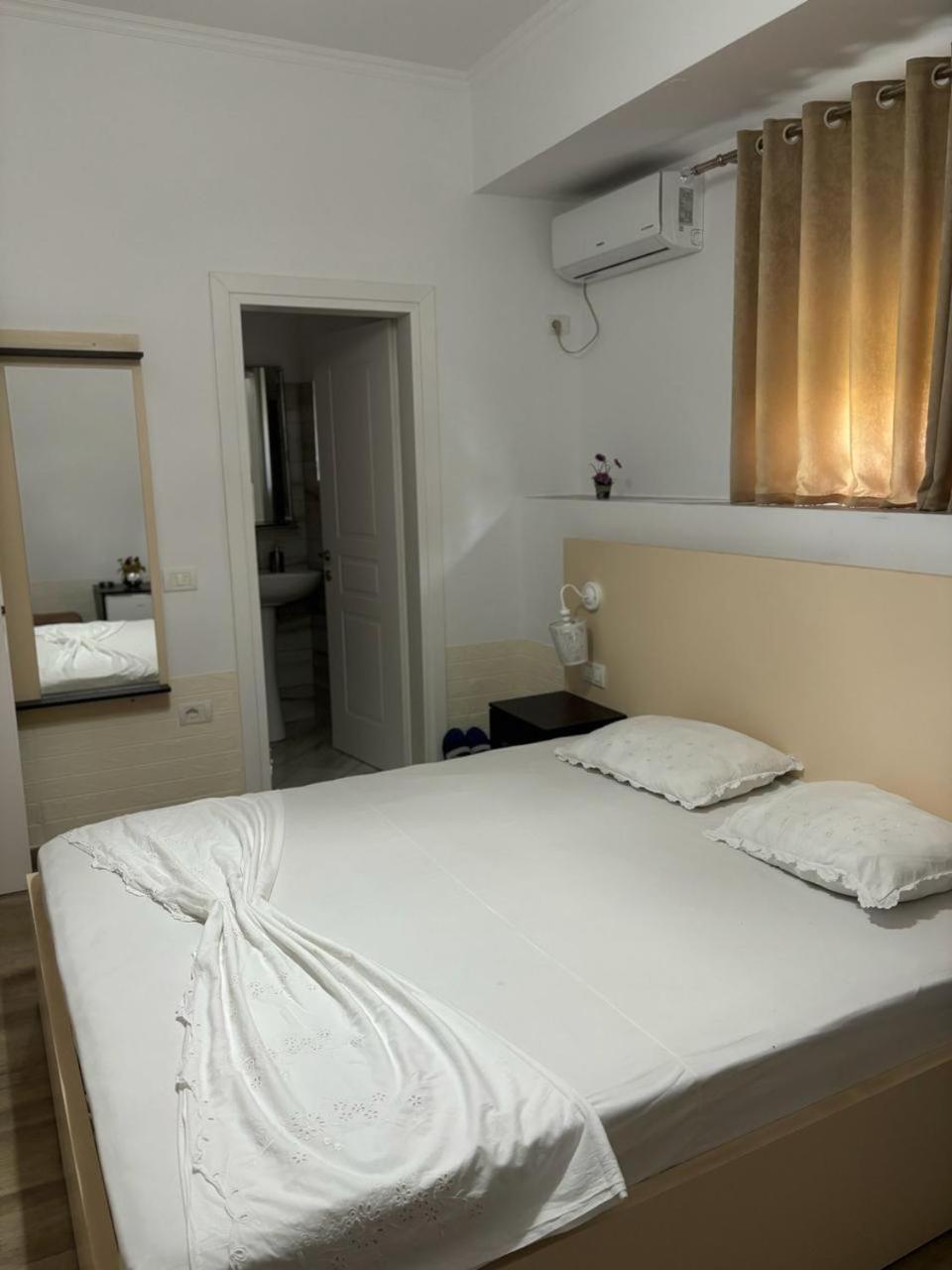 Guest House Adi Hoxha Berat Exteriér fotografie