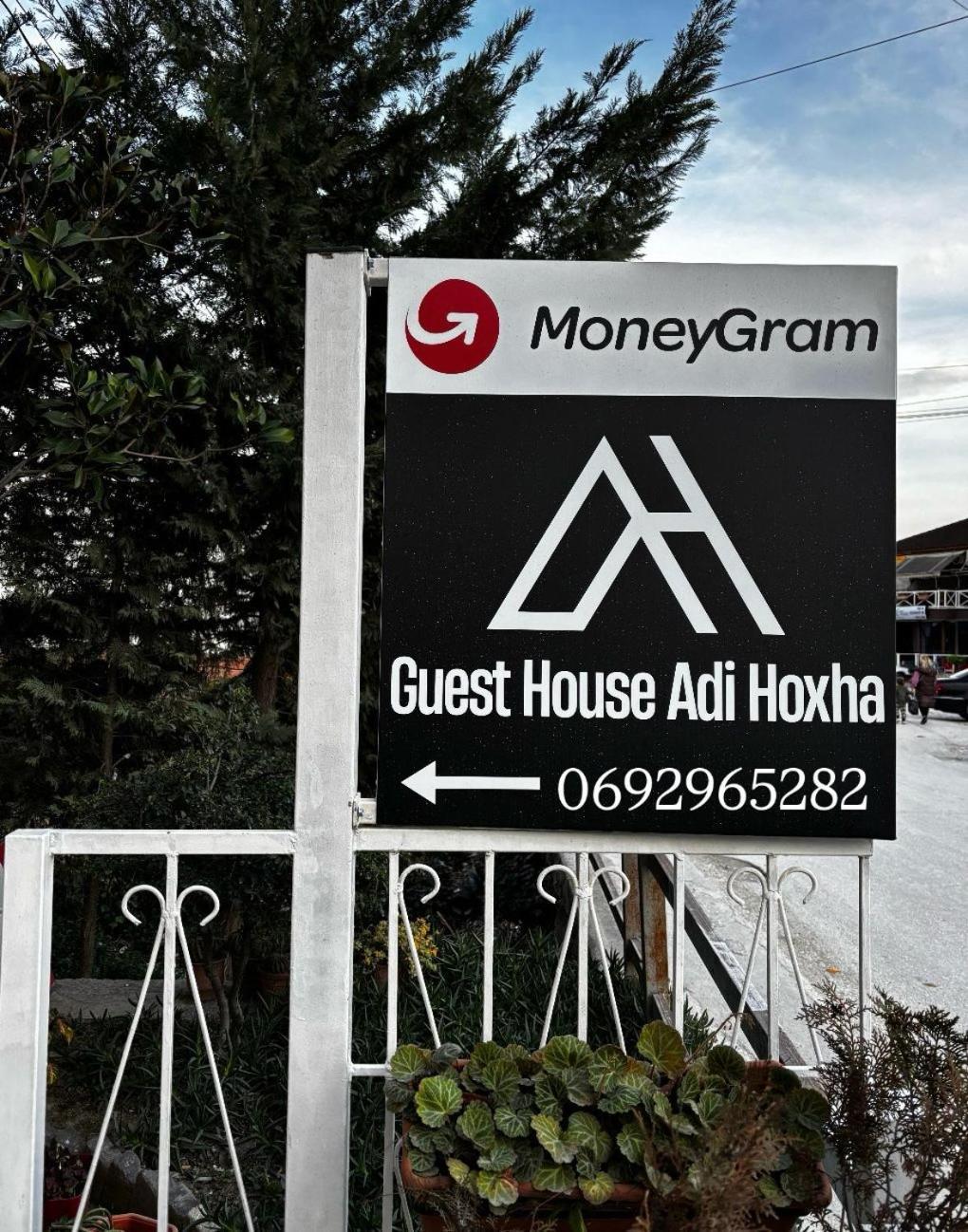 Guest House Adi Hoxha Berat Exteriér fotografie