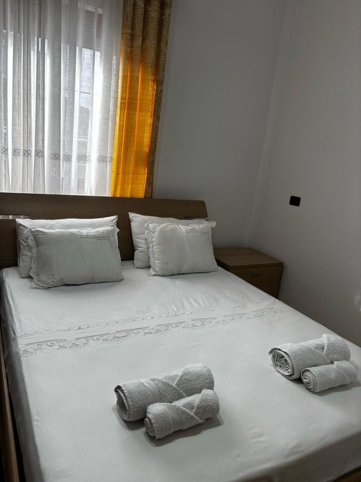 Guest House Adi Hoxha Berat Exteriér fotografie
